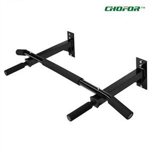 משוך למעלה מקדח בר לתוך הקיר